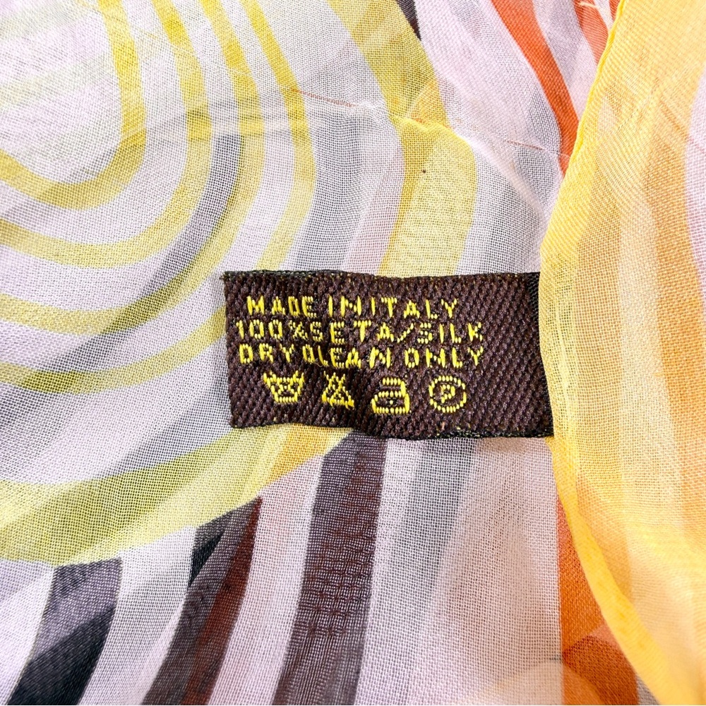 Vintage Chanel 100% Silk Scarf - Picture 4 of 9